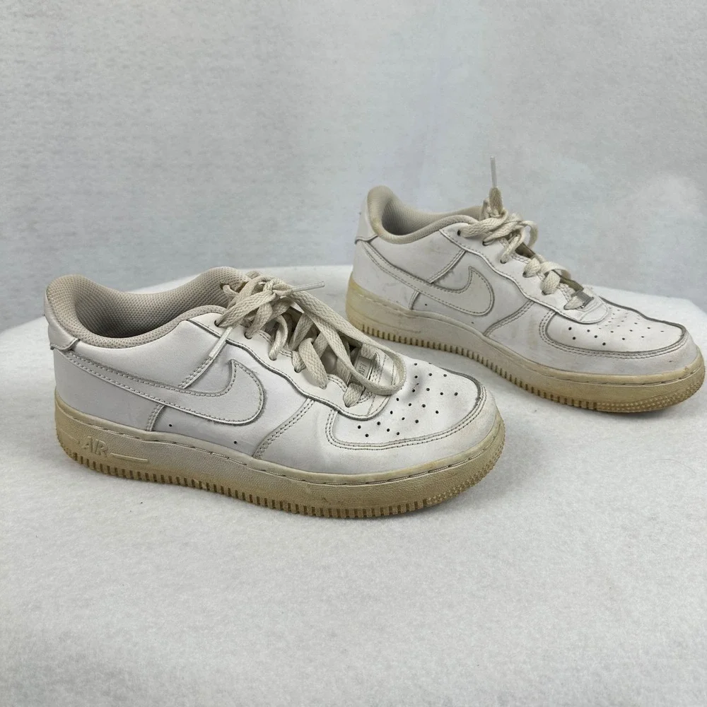 Nike Air‎ Force 1 Low White Youth Sneakers Size 5.5Y Casual Shoes